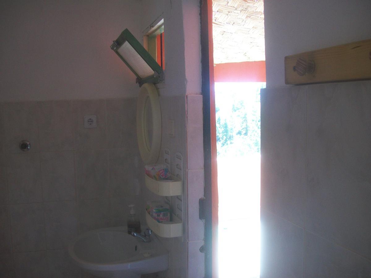 Casa Cova Hostel Porto Novo Екстериор снимка